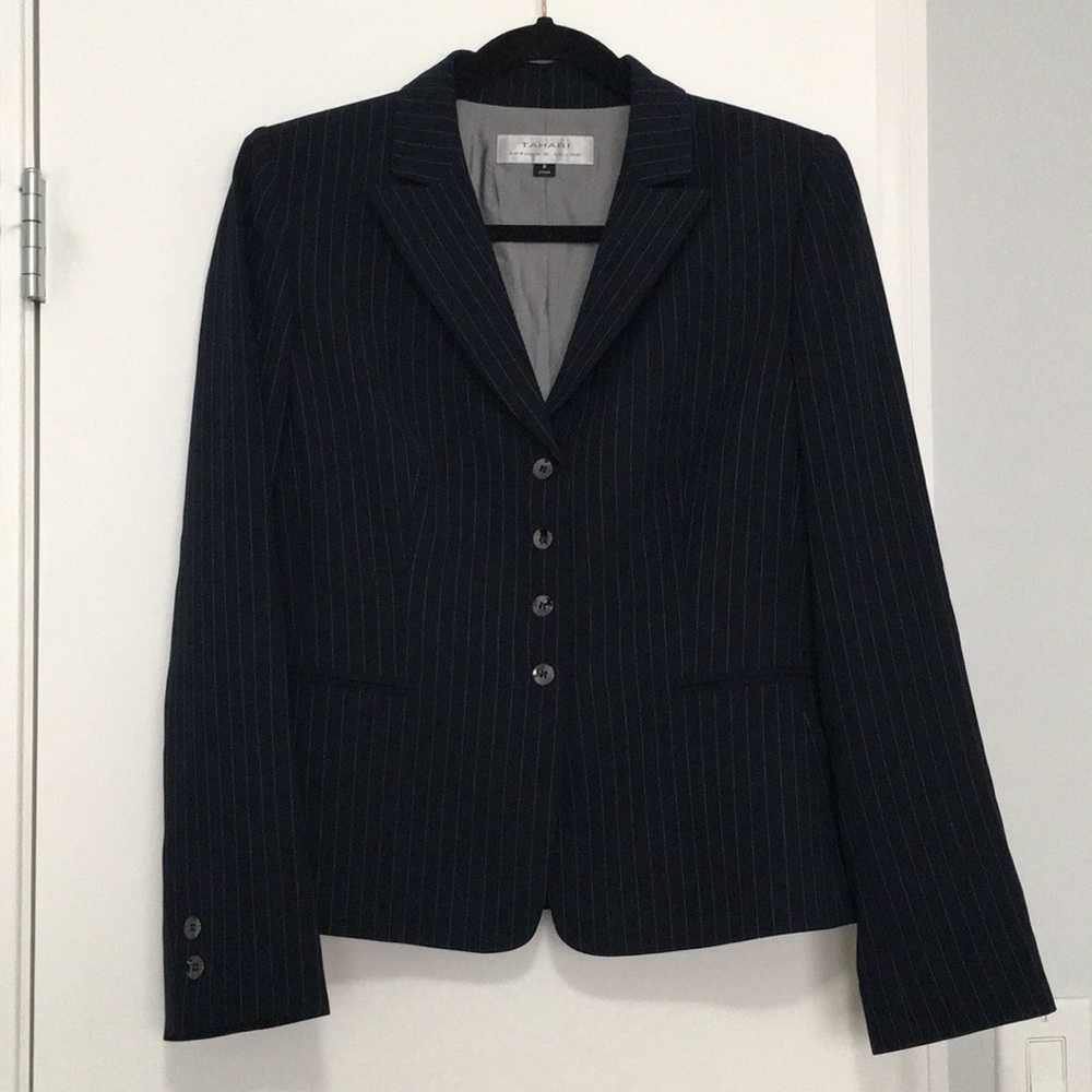 Tahari blazer and skirt